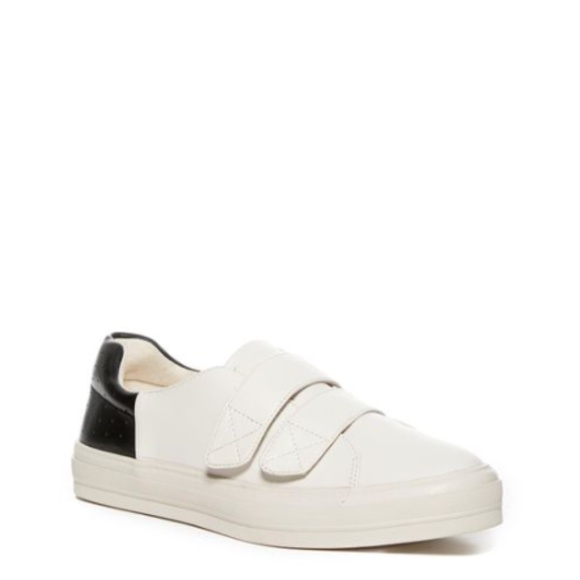 Nine West Fashion Sneaker sz 9.5 Women Platform Shoe Faux Leather - Picture 1 of 11